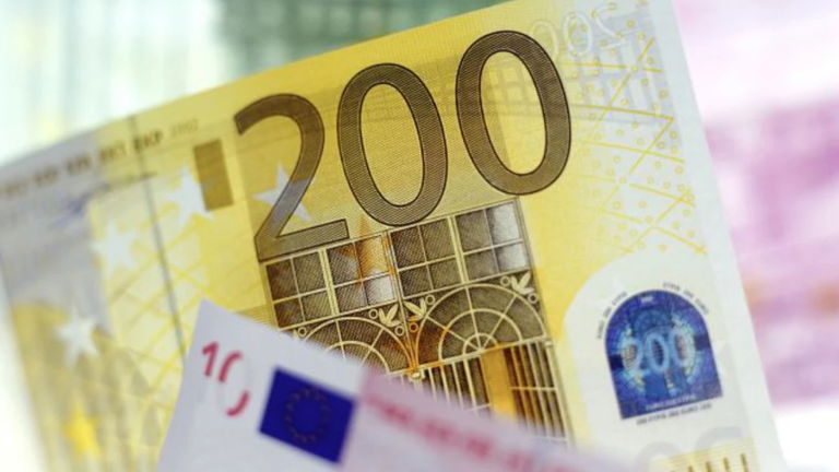 Cómo solicitar la ayuda de 200 euros del Gobierno desde el móvil
