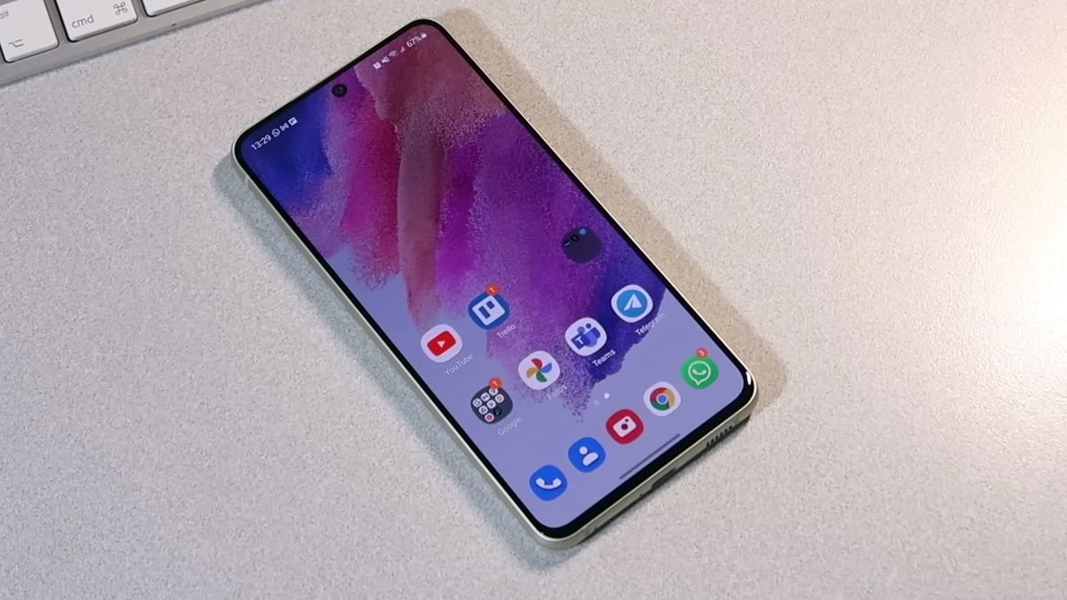 Ten wysokiej klasy telefon z 256 GB pamięci i specjalną edycją osiągnął ...