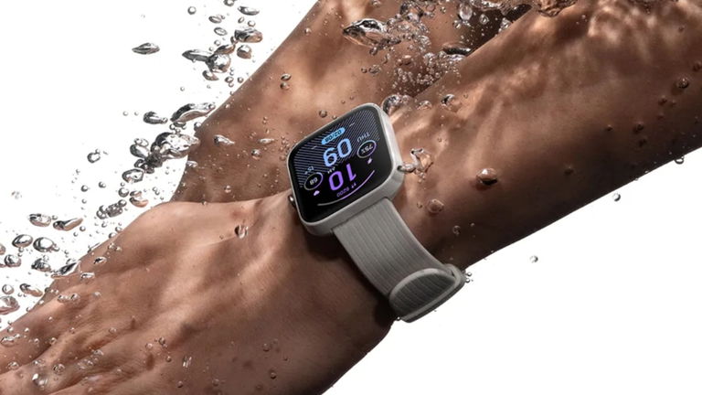 Este reloj barato es de los más vendidos: gran pantalla, 14 días de batería y muchas funciones
