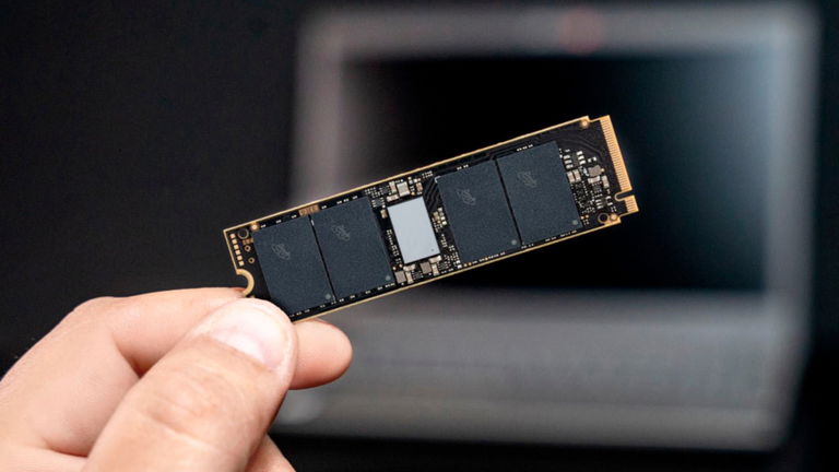 1 TB por 45 euros: este disco duro SSD de Crucial es el chollazo del día