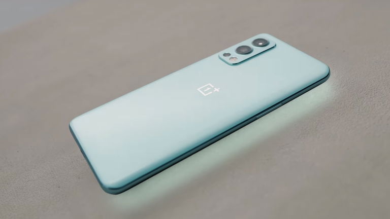 Tremenda caída: este OnePlus con 12 GB de RAM y 256 GB de memoria se la pega