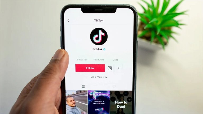 The CEO of TikTok acknowledges that the application analyzes your videos to discover your age