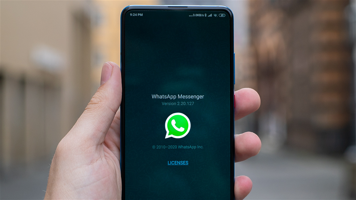 How to prevent WhatsApp from saving images to the gallery automatically
