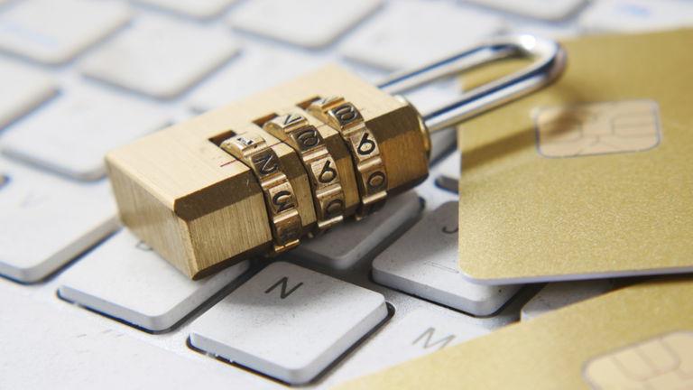 La Guardia Civil avisa: si tu contraseña sale en esta lista deberías cambiarla de inmediato