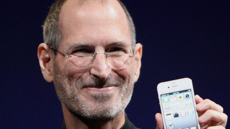 Steve Jobs andaba de una forma muy rara y este es el curioso motivo