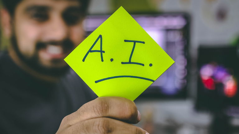 Microsoft ha lanzado un curso sobre Inteligencia Artificial que puedes hacer gratis y online