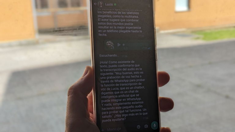 Cómo instalar LuzIA en WhatsApp y qué se puede hacer