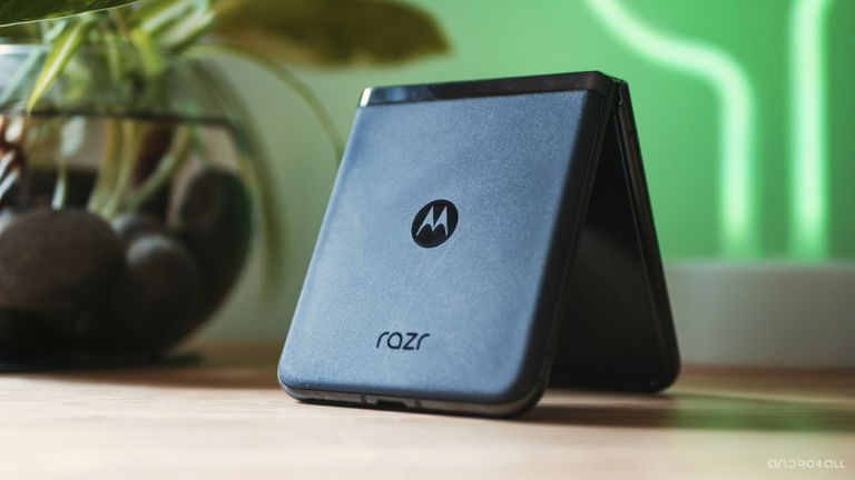 Motorola RAZR 40 Ultra: ningún teléfono había suspendido así un test de resistencia