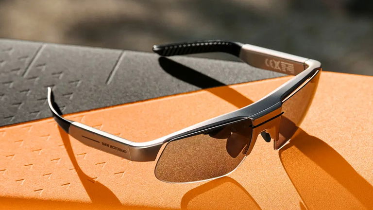 BMW lanza sus primeras gafas inteligentes para motos: cuestan 690 euros y llegarán a finales de año