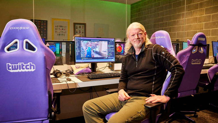El surrealista momento entre el CEO de Twitch y una joven streamer: "soy el CEO de todo esto"