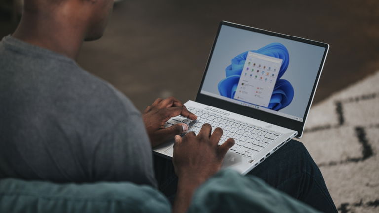 Microsoft filtra por error una herramienta interna que permite activar funciones secretas en Windows 11