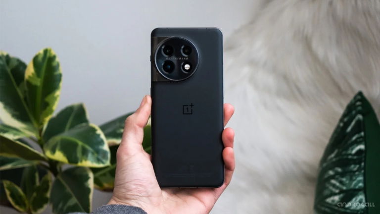 El OnePlus 11 se actualiza a Android 14 con la primera beta de OxygenOS 14