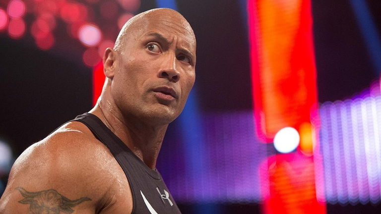Dwayne Johnson se pronuncia sobre el color de su figura de cera: no le gusta y tomará medidas