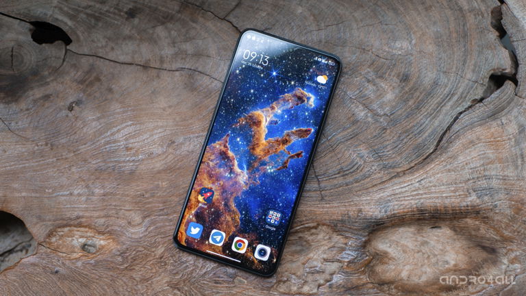 Los Xiaomi 12T, Xiaomi 13 y 13 Pro se actualizan a Android 14 con MIUI 14 Global