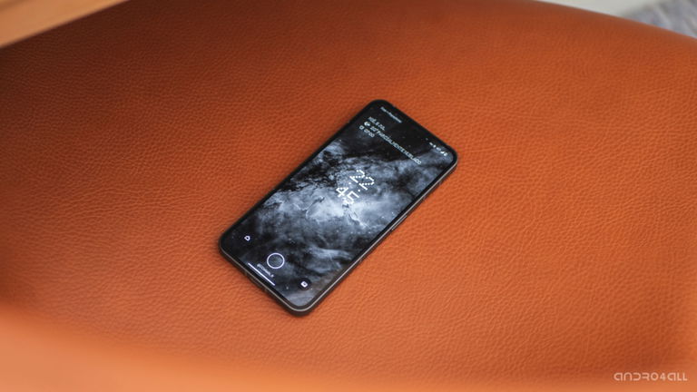 El Nothing Phone (2) se actualiza a Android 14 con la primera beta de Nothing OS 2.5