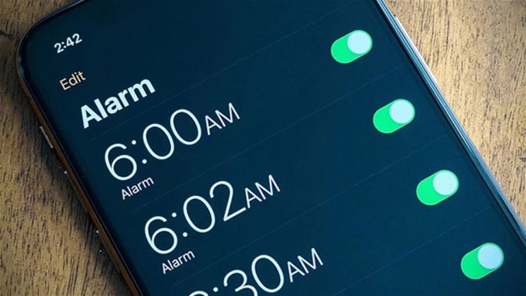 La alarma de este iPhone lleva cinco años sonando a las 9:25 de la mañana y nadie sabe por qué