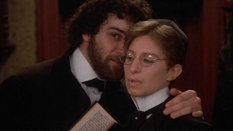 Barbra Streisand hizo Yentl después de contactar con el espíritu de su padre gracias a una médium