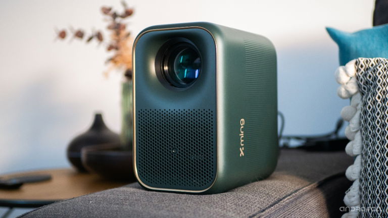 Xming Page One Projector, análisis: este miniproyector con Google TV lo tiene todo. Incluso un precio rompedor