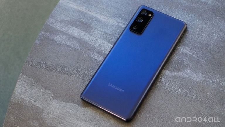 La variante 4G del primer Samsung Galaxy de gama alta asequible recibe la actualización Android de noviembre