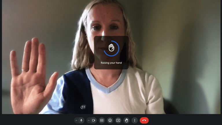 Ya no necesitas tocar ningún botón para "levantar la mano" en una videollamada de Google Meet