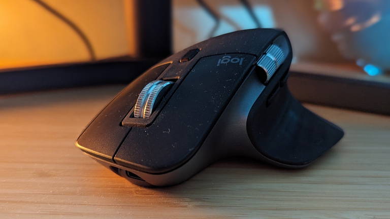 Sensor 8K, clics silenciosos y confort total: a mitad de precio uno de los mejores periféricos que existen