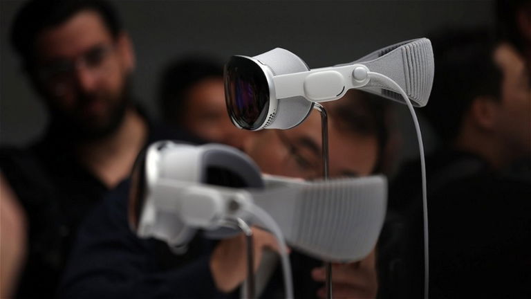 La primera app del tiempo para Apple Vision Pro ya es oficial y promete ser una experiencia inmersiva