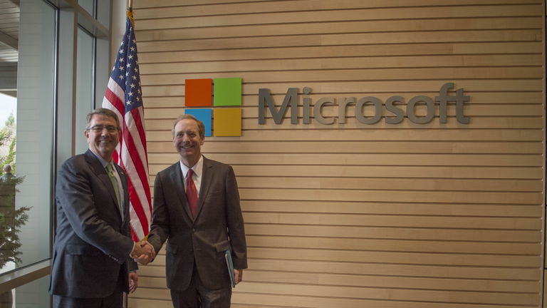 Microsoft publica una guía con 11 principios para que la IA sea más equitativa e inclusiva para todos