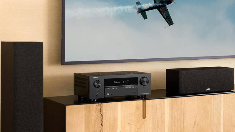 El cine en casa como te mereces: receptor Denon para 7.2 canales y Dolby Atmos con WiFi y Bluetooth incluidos