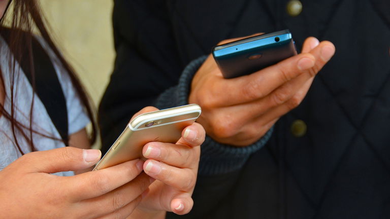 Dos líneas móviles de 25 GB cada una por 11 euros: así es el ofertón temporal de Suop