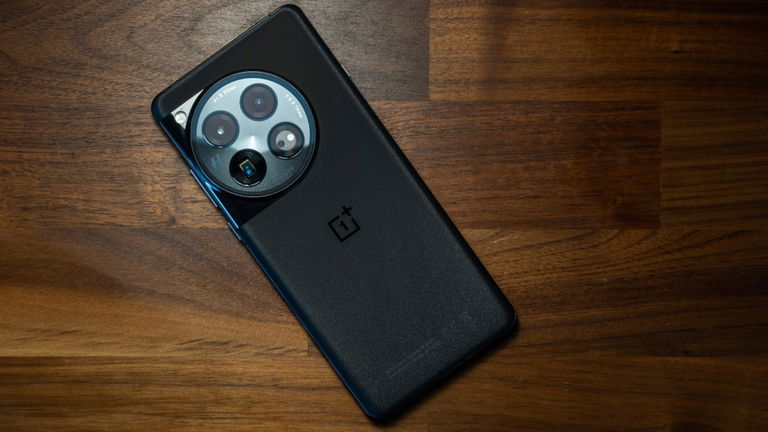 OnePlus 12, análisis: una bestia que es capaz de plantar cara a la gama alta en prácticamente todo