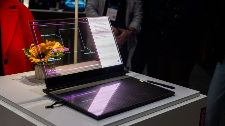 El futuro ha llegado al mundo del PC: primeras imágenes reales del portátil transparente de Lenovo