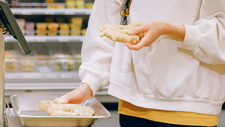Por qué un kilo de arroz de Mercadona pesa un kilo aunque tu báscula diga lo contrario. La explicación es la calibración.