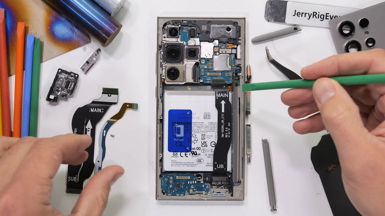 Samsung presenta la nueva generación de memoria RAM para los futuros smartphones de gama alta: hasta 10,7 Gbps