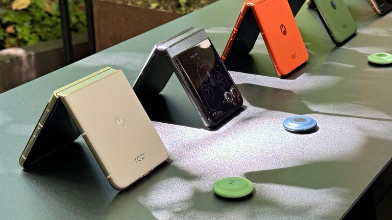Motorola amplía su ecosistema de dispositivos con su propio AirTag: así es el rastreador inteligente moto tag