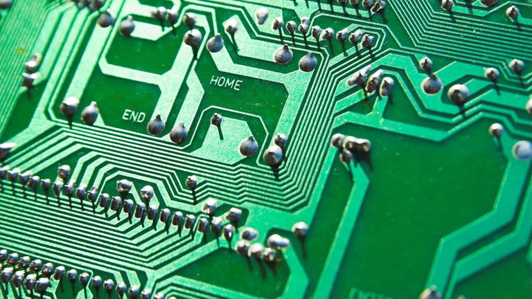 Necesitamos urgentemente nuevos superconductores. Afortunadamente, una nueva tecnología puede facilitarnos todo