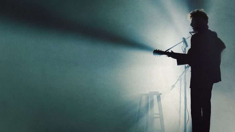 Timothée Chalamet ES Bob Dylan en el primer tráiler del biopic 'A Complete Unknown', que llegará este año