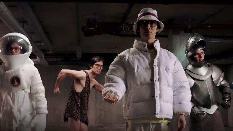 El videoclip musical de 2015 en el que no esperabas ver a Cillian Murphy