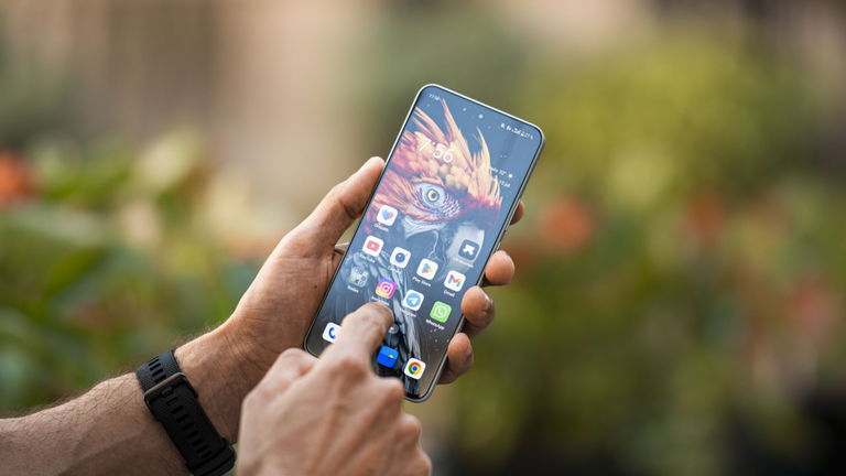 No me canso de recomendarlo: 512 GB y 16 GB de RAM, este móvil se desploma como nunca