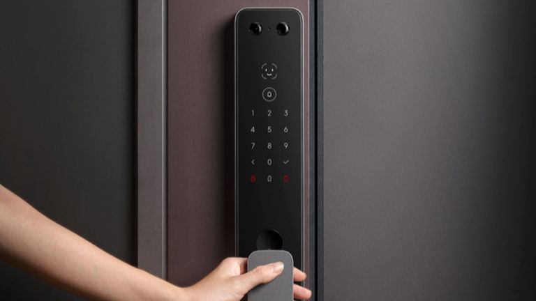 Xiaomi lanza una nueva cerradura inteligente "premium": reconocimiento facial 3D, HyperOS y 8 meses de batería
