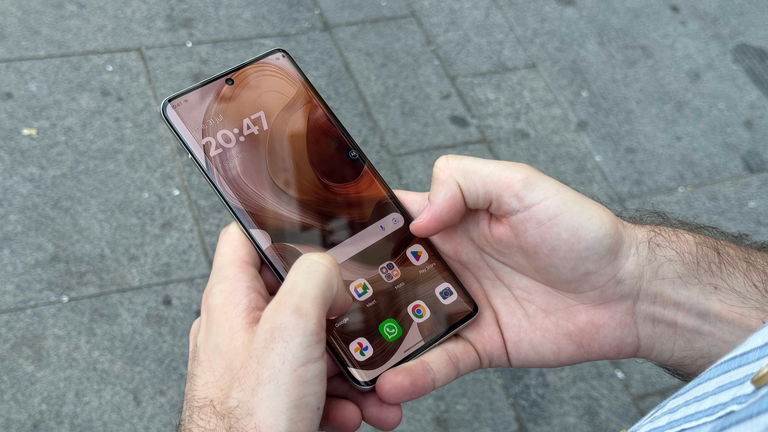 Sorpresa en Motorola, que rebaja 400 euros su gama premium: cámara increíble, pantalla excelente y un rendimiento brutal