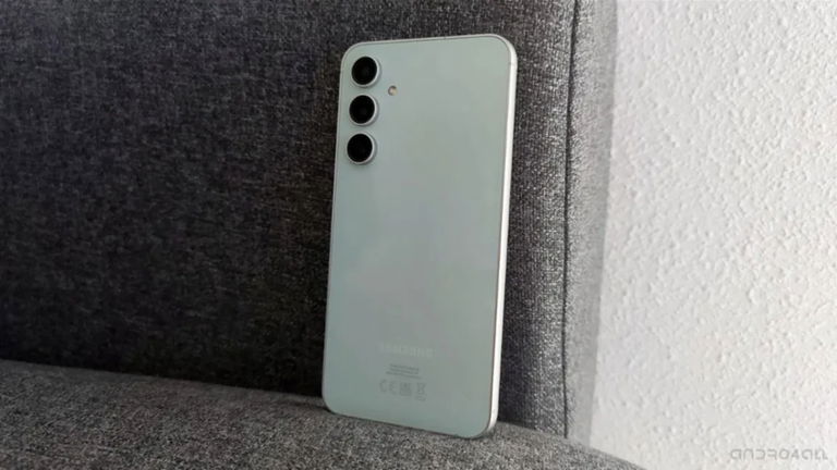 El Samsung Galaxy de gama alta asequible más reciente se actualiza con el parche de seguridad de agosto