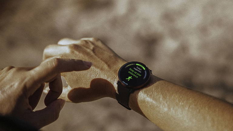 Este Polar Ignite 3 que encontré en oferta tiene todo: GPS que no falla, batería larga y métricas de sueño en tu muñeca