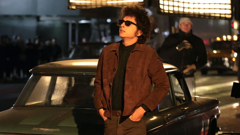 Timothée Chalamet publica el póster oficial de 'A Complete Unknown', el biopic de Bob Dylan, confirmando su fecha de estreno