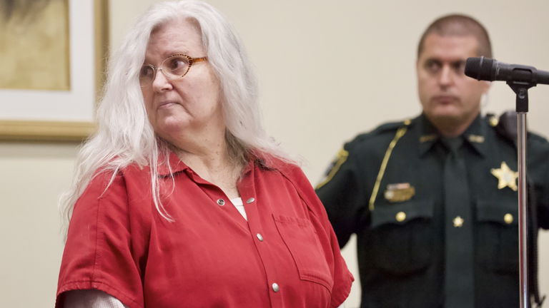 De los 'Monstruos' de Lyle y Erik Menendez al 'No soy un monstruo' de Lois Riess: este es el inquietante 'true crime' que estrena Max