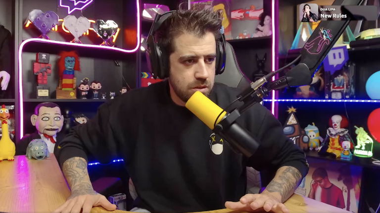 Auronplay, furibundo, carga contra Twitch: "Solo miran por ellos mismos"