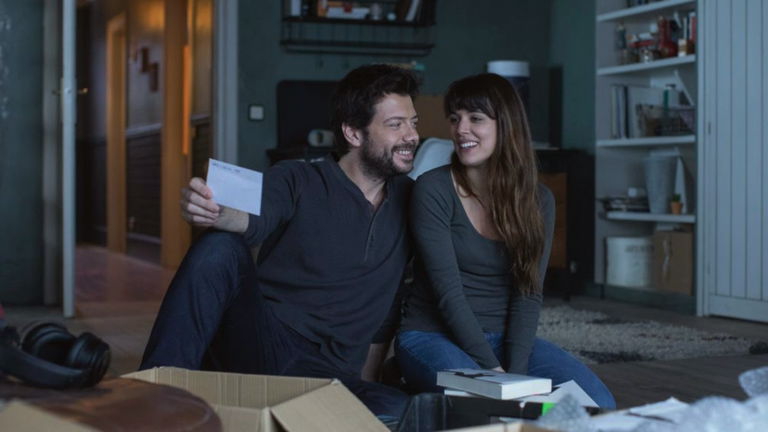 El peliculón de Álvaro Morte y Adriana Ugarte que causa sensación en Netflix