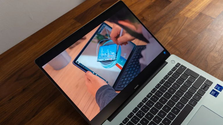 Excelencia visual y batería de 19h en este portátil con pantalla OLED y 16 GB de RAM
