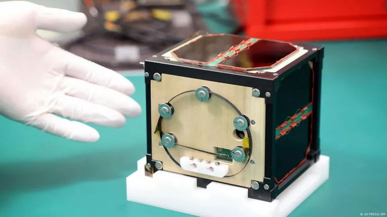 Acaban de lanzar el primer satélite de madera. Aunque parezca imposible, puede ser el futuro