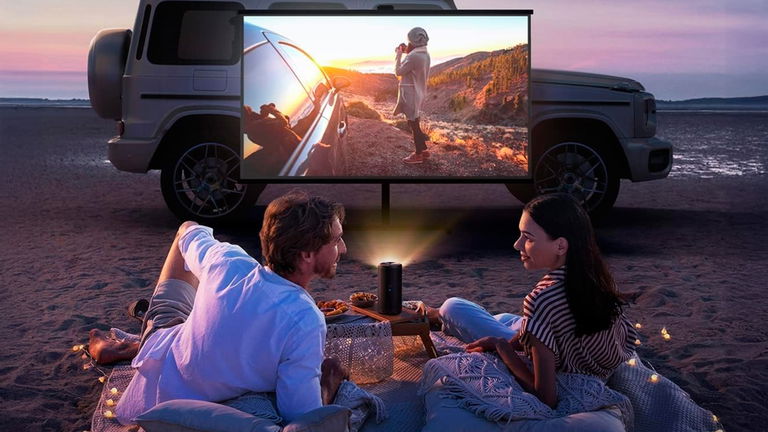 El proyector portátil que hará que te olvides del televisor: 120 pulgadas, Google TV y 140 euros de descuento