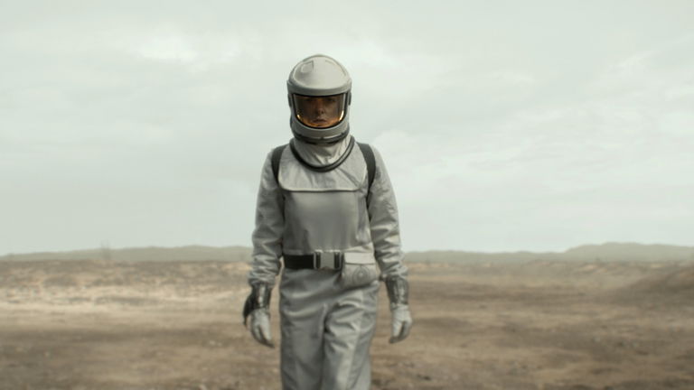 Es mejor que 'From', y su ciencia ficción te volará el cerebro. Para mí, es la serie de misterio del año